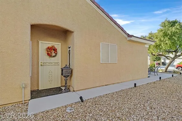Property Slideshow image 3 of 52 | 7716 pine warbler way, North Las Vegas, NV, 89084