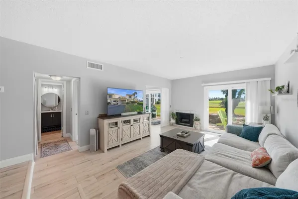 Property Slideshow image 3 of 38 | 6260 sun blvd 4, St Petersburg, FL, 33715