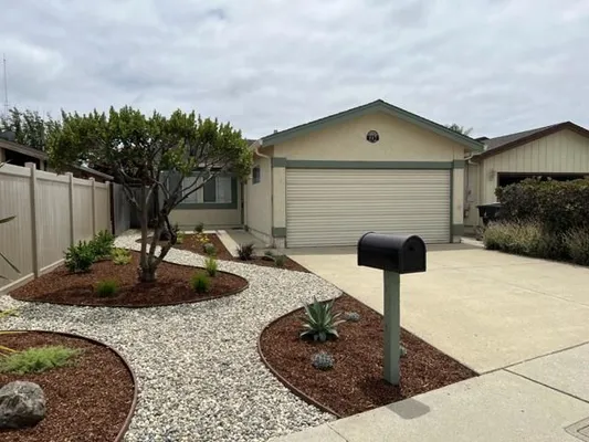 Property Slideshow image 2 of 41 | 517 vivienne dr, Watsonville, CA, 95076