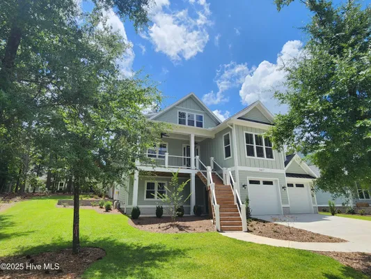 Property Slideshow image 2 of 47 | 3617 barnesmore dr, Castle Hayne, NC, 28429