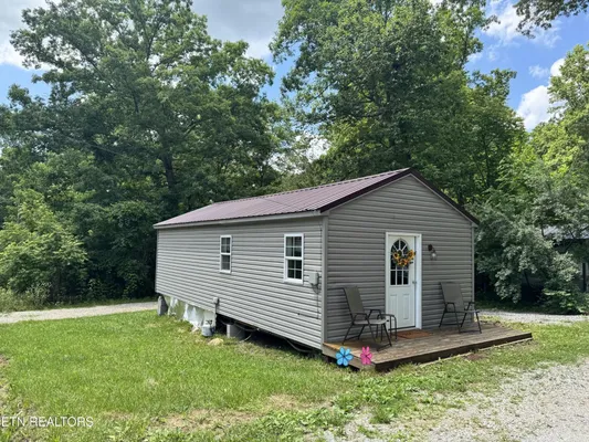 Property Slideshow image 2 of 21 | 111 stone dr, Crossville, TN, 38555