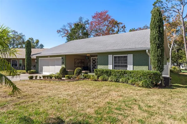 Property Slideshow image 2 of 82 | 2401 birdie ln, Spring Hill, FL, 34606