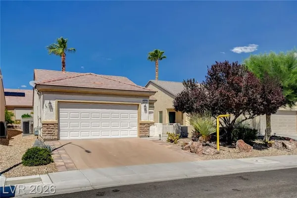 Property Slideshow image 3 of 39 | 2612 cornish hen ave, North Las Vegas, NV, 89084