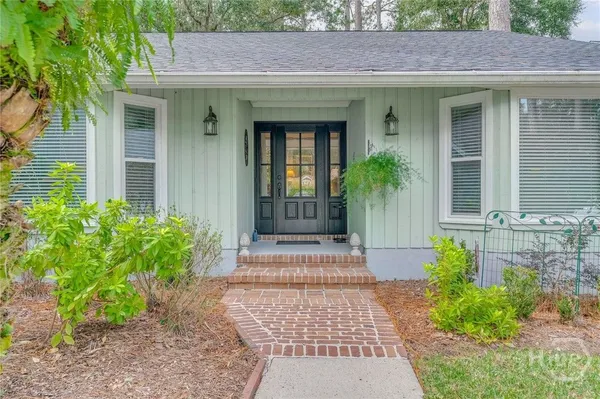 Property Slideshow image 3 of 28 | 11 lanyard ct, Savannah, GA, 31411