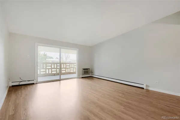 Property Slideshow image 2 of 18 | 625 s alton way 7d, Denver, CO, 80247