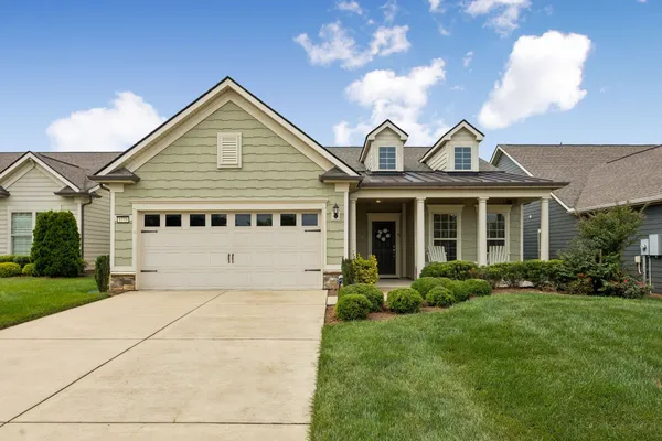 Property Slideshow image 2 of 62 | 1775 humphreys gln, Spring Hill, TN, 37174