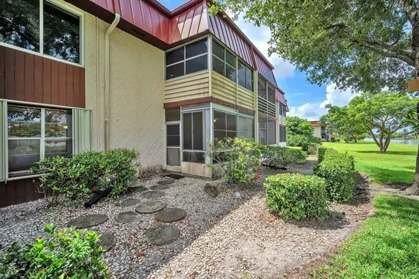 Property Slideshow image 3 of 33 | 12025 w greenway dr apt 104, Royal Palm Beach, FL, 33411