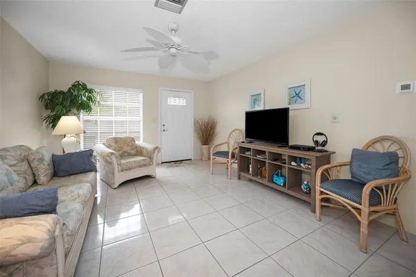 Property Slideshow image 3 of 50 | 1055 loch haven dr, Dunedin, FL, 34698
