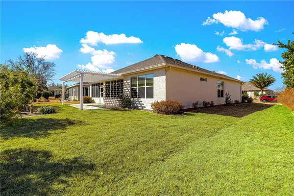 Property Slideshow image 3 of 40 | 9256 sw 66th loop, Ocala, FL, 34481