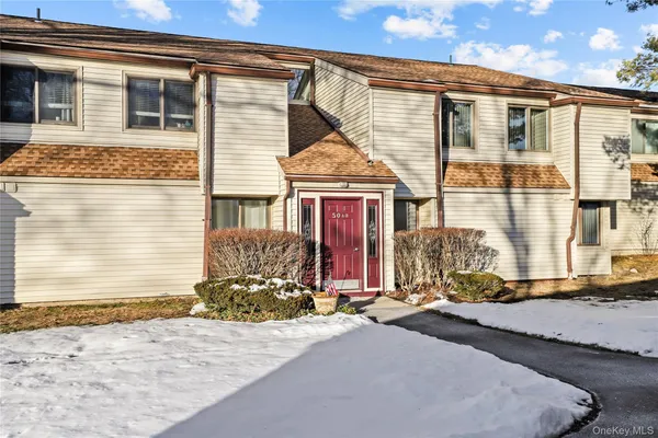 Property Slideshow image 2 of 30 | 50 jefferson oval a, Yorktown Heights, NY, 10598