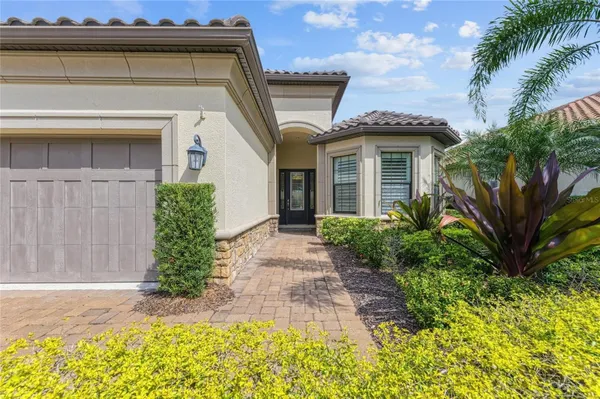 Property Slideshow image 2 of 70 | 5632 cantucci st, Nokomis, FL, 34275