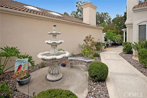 Property Slideshow image 2 of 50 | 40295 via francisco, Murrieta, CA, 92562