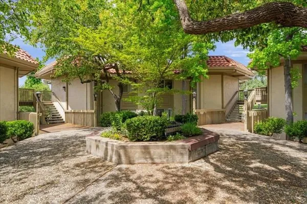 Property Slideshow image 2 of 19 | 8014 pinot noir ct, San Jose, CA, 95135