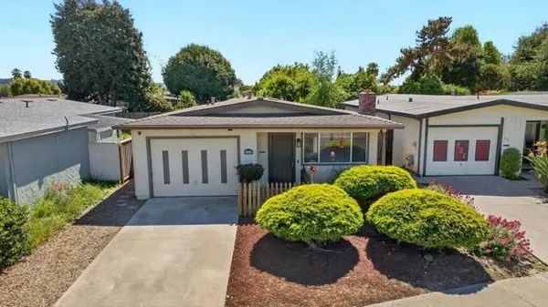 Property Slideshow image 3 of 32 | 517 tuttle ave, Watsonville, CA, 95076