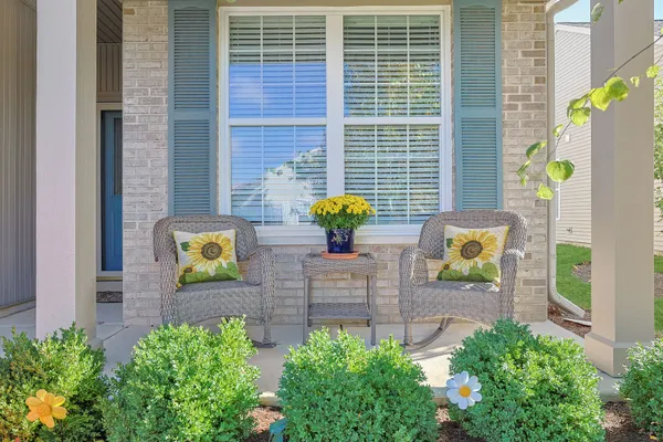 Property Slideshow image 3 of 26 | 12382 wedgemere dr, Huntley, IL, 60142