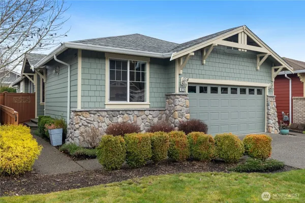 Property Slideshow image 2 of 19 | 8228 bainbridge loop, Lacey, WA, 98516