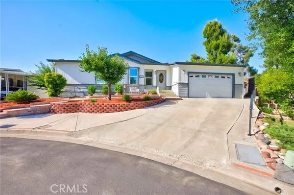 Property Slideshow image 3 of 43 | 38012 calle quedo, Murrieta, CA, 92563
