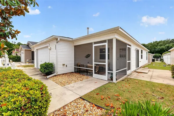 Property Slideshow image 2 of 32 | 288 starr ln, The Villages, FL, 32162