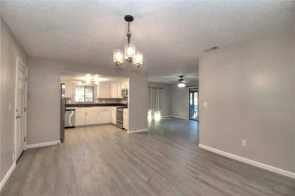 Property Slideshow image 3 of 26 | 10182 sw 87th ter, Ocala, FL, 34481