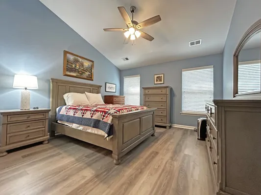 Property Slideshow image 3 of 12 | 395 devon chase hl 2303, Gallatin, TN, 37066