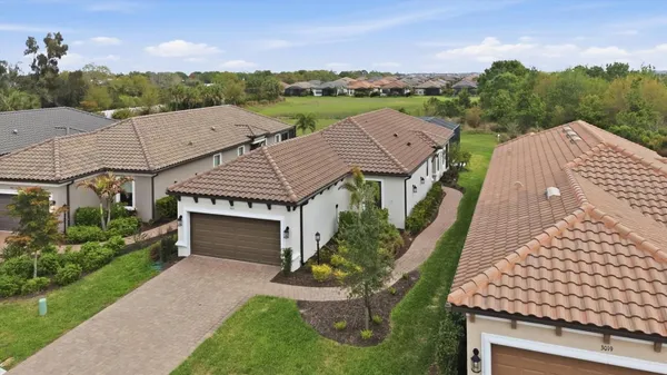 Property Slideshow image 2 of 55 | 3015 tolmino ct, Bradenton, FL, 34211