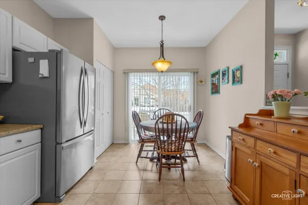 Property Slideshow image 3 of 19 | 21304 w douglas ln, Plainfield, IL, 60544