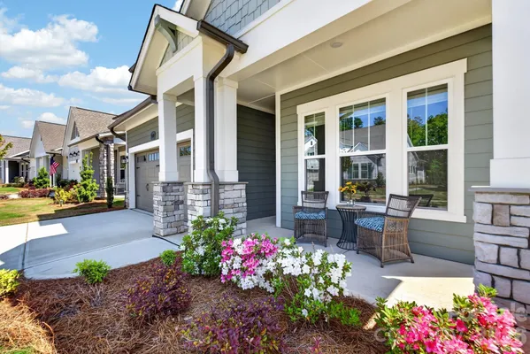 Property Slideshow image 2 of 45 | 1127 meander ln, Waxhaw, NC, 28173