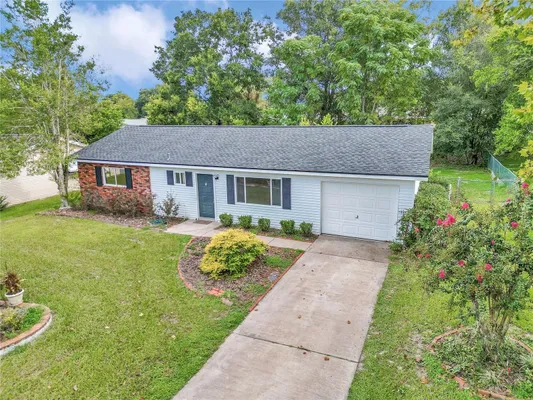 Property Slideshow image 2 of 32 | 8424 sw 107th pl, Ocala, FL, 34481