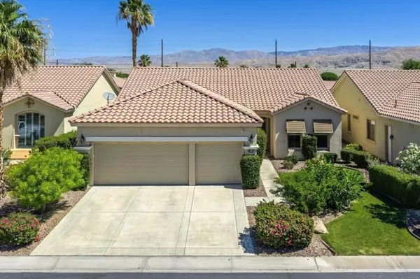 Property Slideshow image 3 of 38 | 80176 avenida santa olivia, Indio, CA, 92203