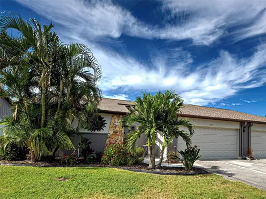 Property Slideshow image 2 of 38 | 611 chestnut ln none, Englewood, FL, 34223