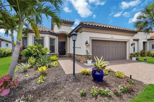 Property Slideshow image 3 of 66 | 4540 terrazza ct, Bradenton, FL, 34211