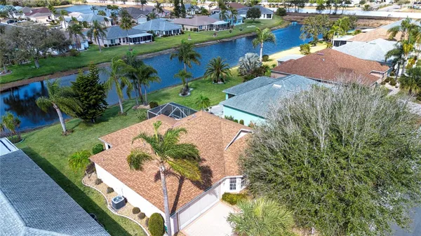 Property Slideshow image 2 of 46 | 2308 emerald lake dr, Sun City Center, FL, 33573