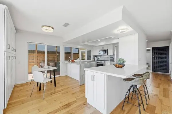 Property Slideshow image 3 of 39 | 3890 vista campana 39, Oceanside, CA, 92057