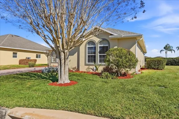 Property Slideshow image 3 of 60 | 3357 grenville dr, Winter Haven, FL, 33884
