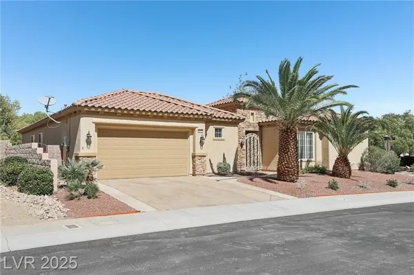Property Slideshow image 2 of 46 | 2318 shorewood hills ave, Henderson, NV, 89052