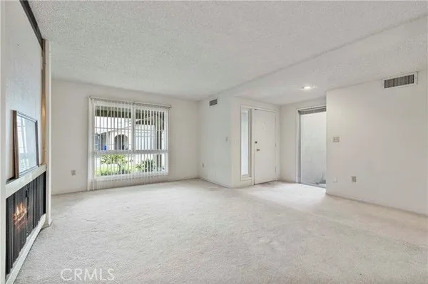 Property Slideshow image 3 of 36 | 26838 avenue of the oaks c, Newhall, CA, 91321