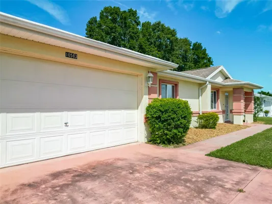 Property Slideshow image 3 of 59 | 10583 sw 62nd terrace rd, Ocala, FL, 34476