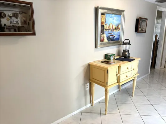 Property Slideshow image 2 of 19 | 2571 riverbluff pkwy # v158, Sarasota, FL, 34231