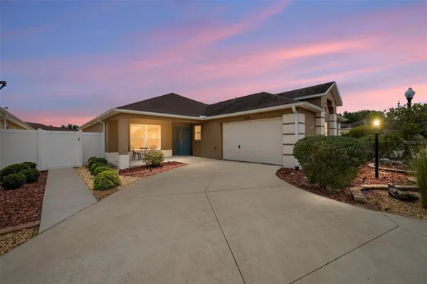 Property Slideshow image 2 of 46 | 16837 se 92nd danna ave, The Villages, FL, 32162