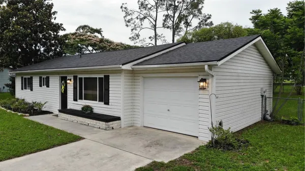 Property Slideshow image 3 of 31 | 10740 sw 62nd avenue rd, Ocala, FL, 34476