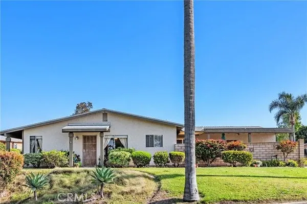 Property Slideshow image 3 of 24 | 1002 plover way, Oceanside, CA, 92057
