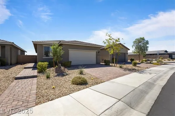Property Slideshow image 3 of 36 | 2261 cold canyon ave, North Las Vegas, NV, 89086