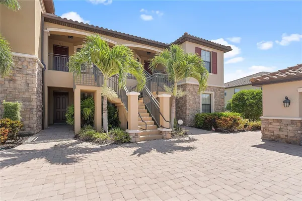 Property Slideshow image 2 of 100 | 13605 messina loop 204, Bradenton, FL, 34211