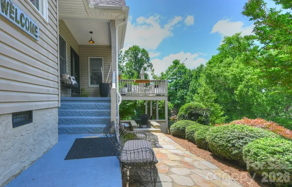 Property Slideshow image 2 of 45 | 77 carriage w dr, Hendersonville, NC, 28791