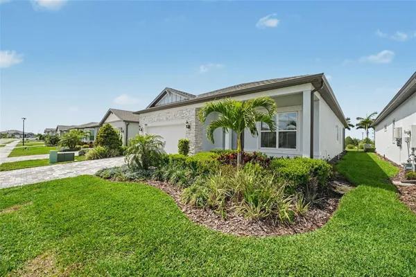 Property Slideshow image 2 of 48 | 9925 pier point ter, Parrish, FL, 34219