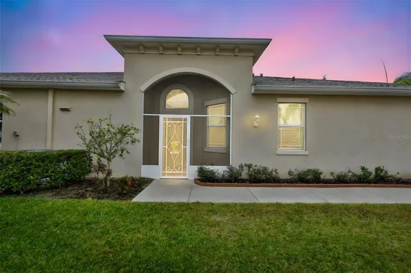 Property Slideshow image 2 of 99 | 2417 richmond greens ct # 5, Sun City Center, FL, 33573