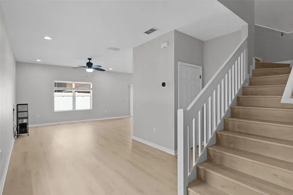 Property Slideshow image 3 of 28 | 4908 ne 123rd ln, Oxford, FL, 34484