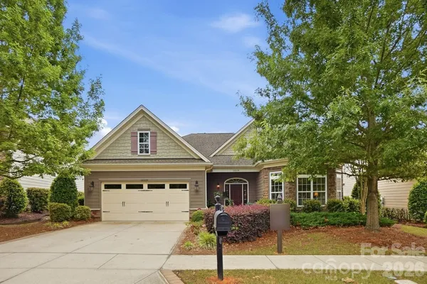 Property Slideshow image 2 of 48 | 15519 lake ridge rd, Charlotte, NC, 28278