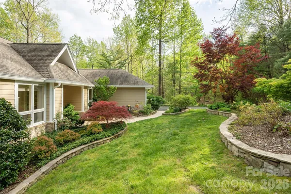 Property Slideshow image 3 of 44 | 508 cobblestone ln, Flat Rock, NC, 28731