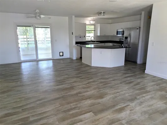 Property Slideshow image 3 of 27 | 419 santa clara cir, The Villages, FL, 32159